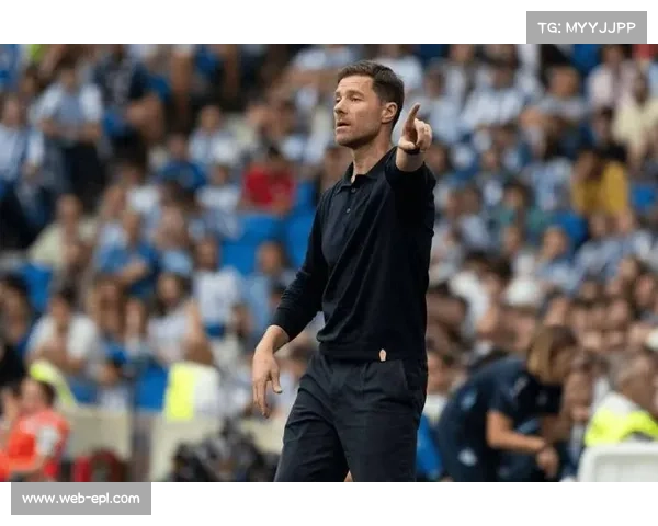 皇马主帅阿隆索帅位岌岌可危,欧冠对阵曼城或成最后机会 皇马主帅阿隆索帅位岌岌可危,欧冠对阵曼城或成最后机会