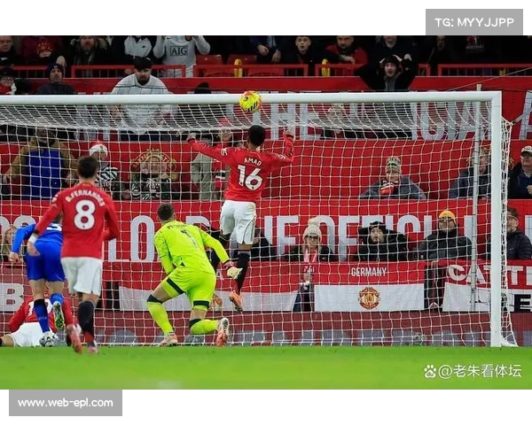 维拉高位逼抢专克曼联残阵，罗杰斯爆发揭示中场控制力漏洞